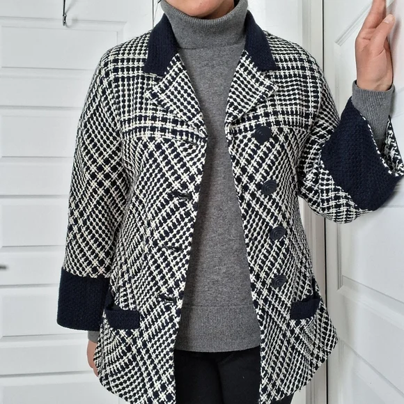 Vintage 80s Karl Lagerfeld Wool Boucle Tweed Blazer Fits Like US 10 GUC - Picture 2 of 16